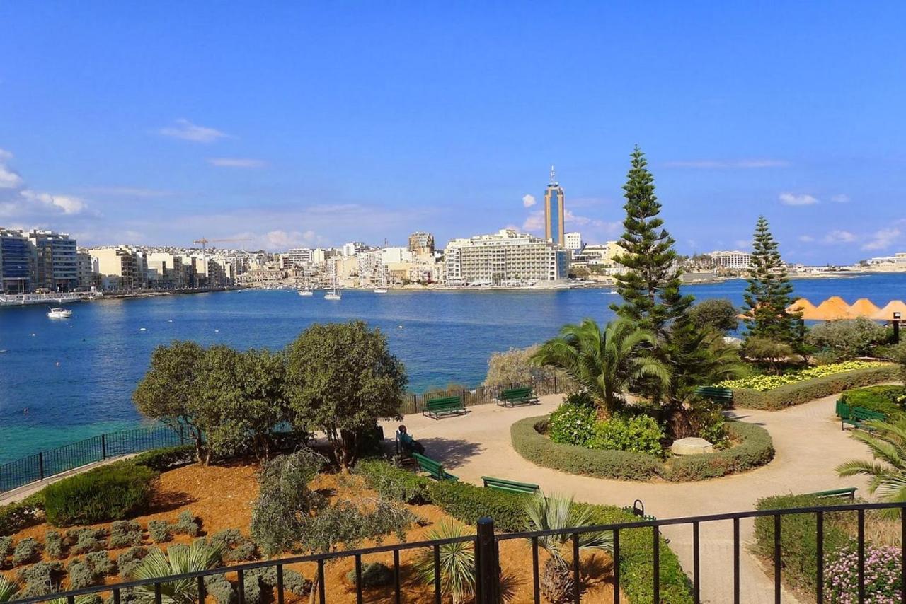 Seaview Apartment In Fort Cambridge, Sliema Esterno foto