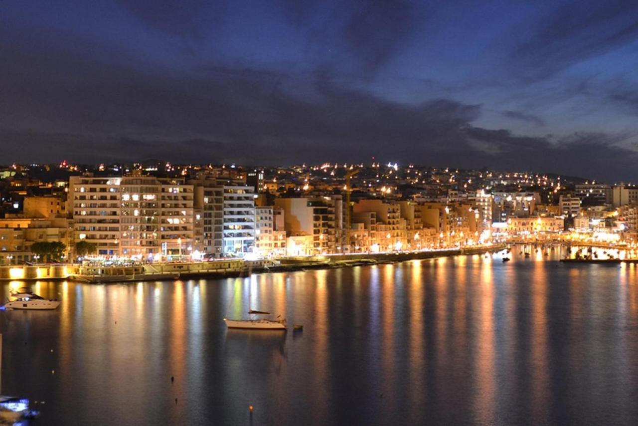 Seaview Apartment In Fort Cambridge, Sliema Esterno foto